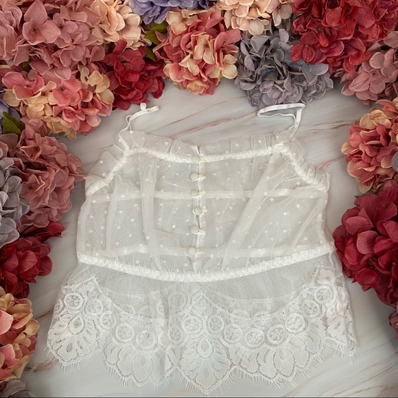 Boho White Lace Camisole & Panties Lingerie Set - Picture 7 of 16